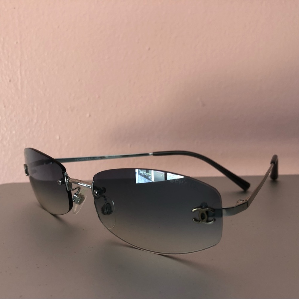 Vintage Chanel Tiny Sunglasses - Picture 5 of 7